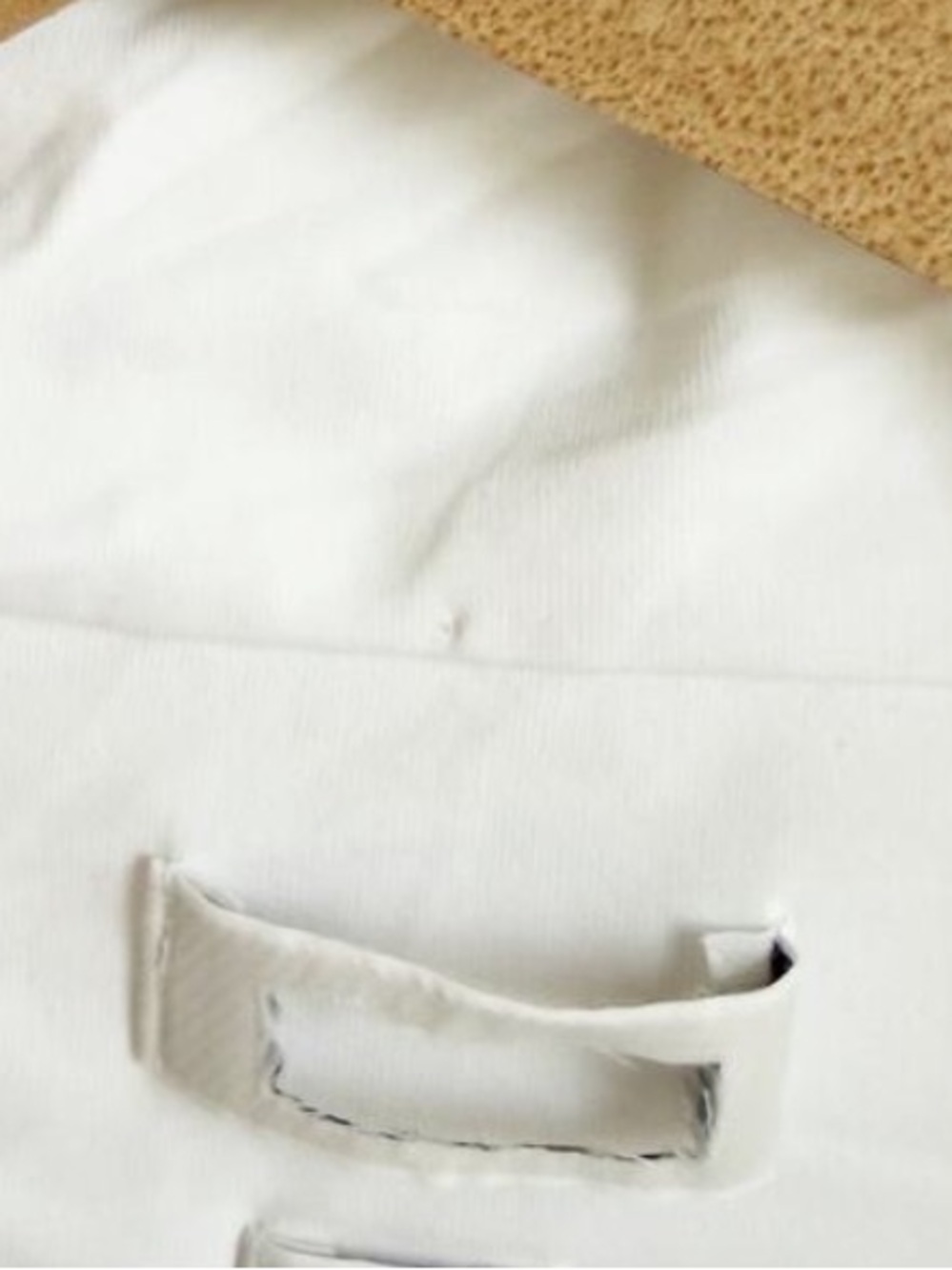 Aritzia White Contour Flourish Clean Girl Aesthetic Top, NWOT - Picture 6 of 9